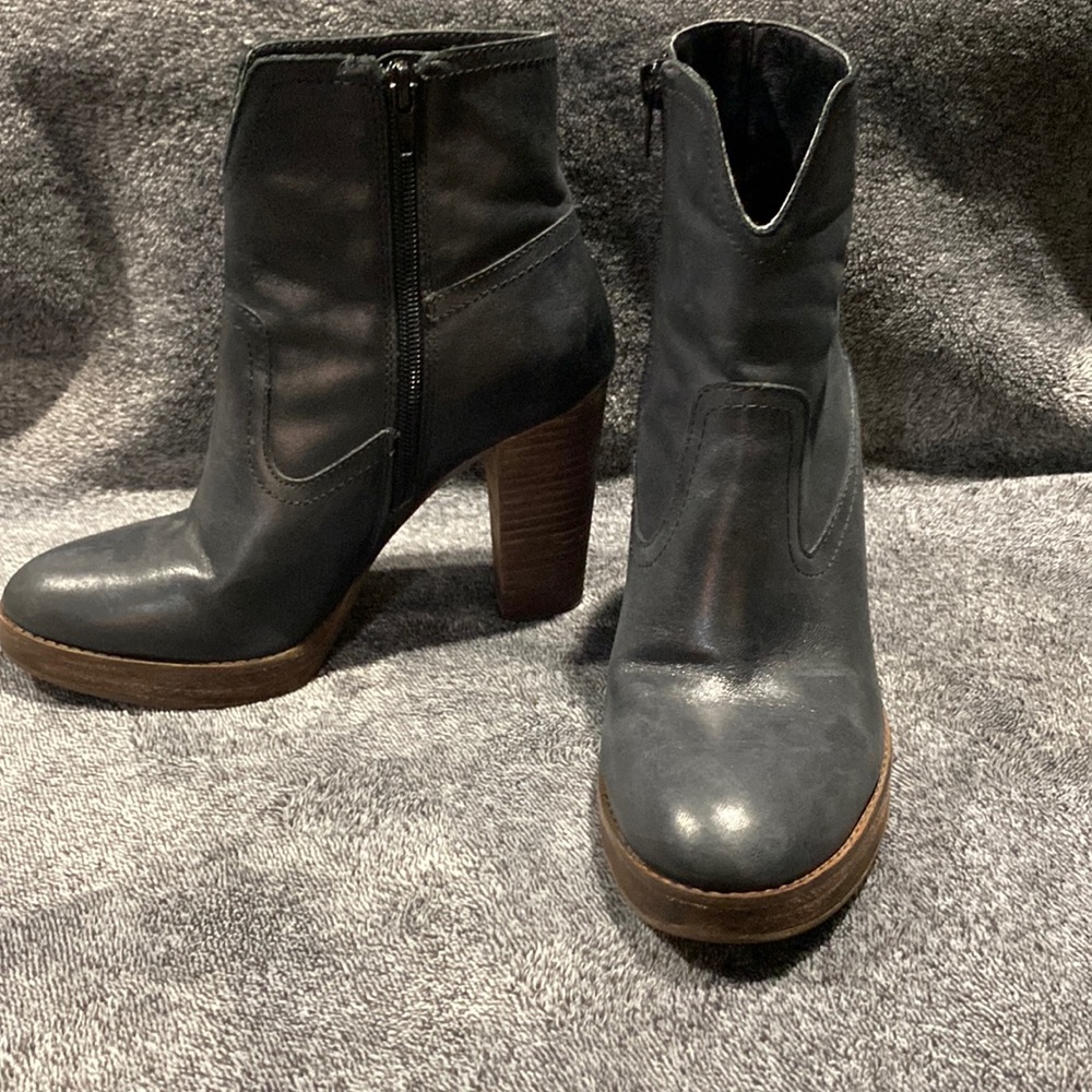 Lucky Brand Black Leather Platform Heel Ankle Boots